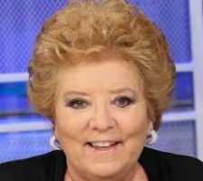 Wilma De Angelis, l’ultimo saluto nella sua Corvetto sulle note di “Nessuno”